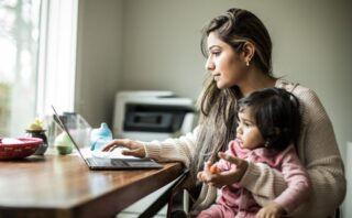 Women in Business: 10 Alarming Issues That Make Mother’s Careers Difficult
